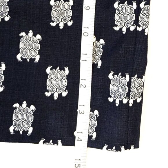 NWT LOFT | Turtle Print Riviera Shorts Navy Blue & White 6" Inseam | Size 0* - Picture 13 of 13